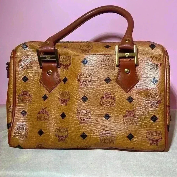 MCM Boston - Picture 2 of 8